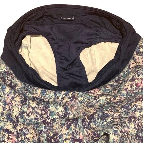 Athleta Girl Record Breaker 3" Short Active Wear Athletic Size M 8-10 - Picture 4 of 5